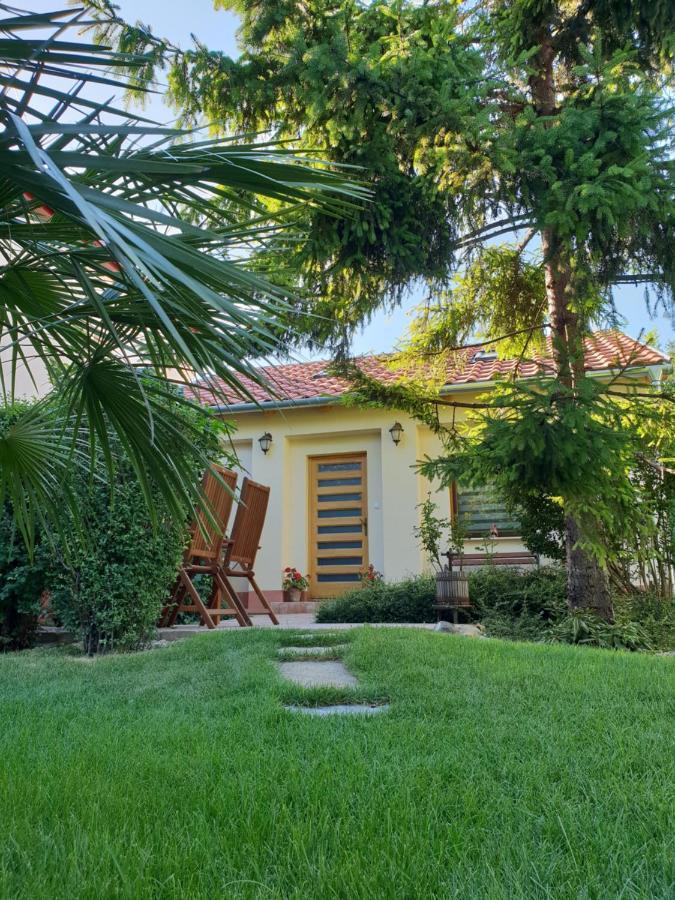 Fuered Deluxe Garden Apartment Balatonfured Luaran gambar