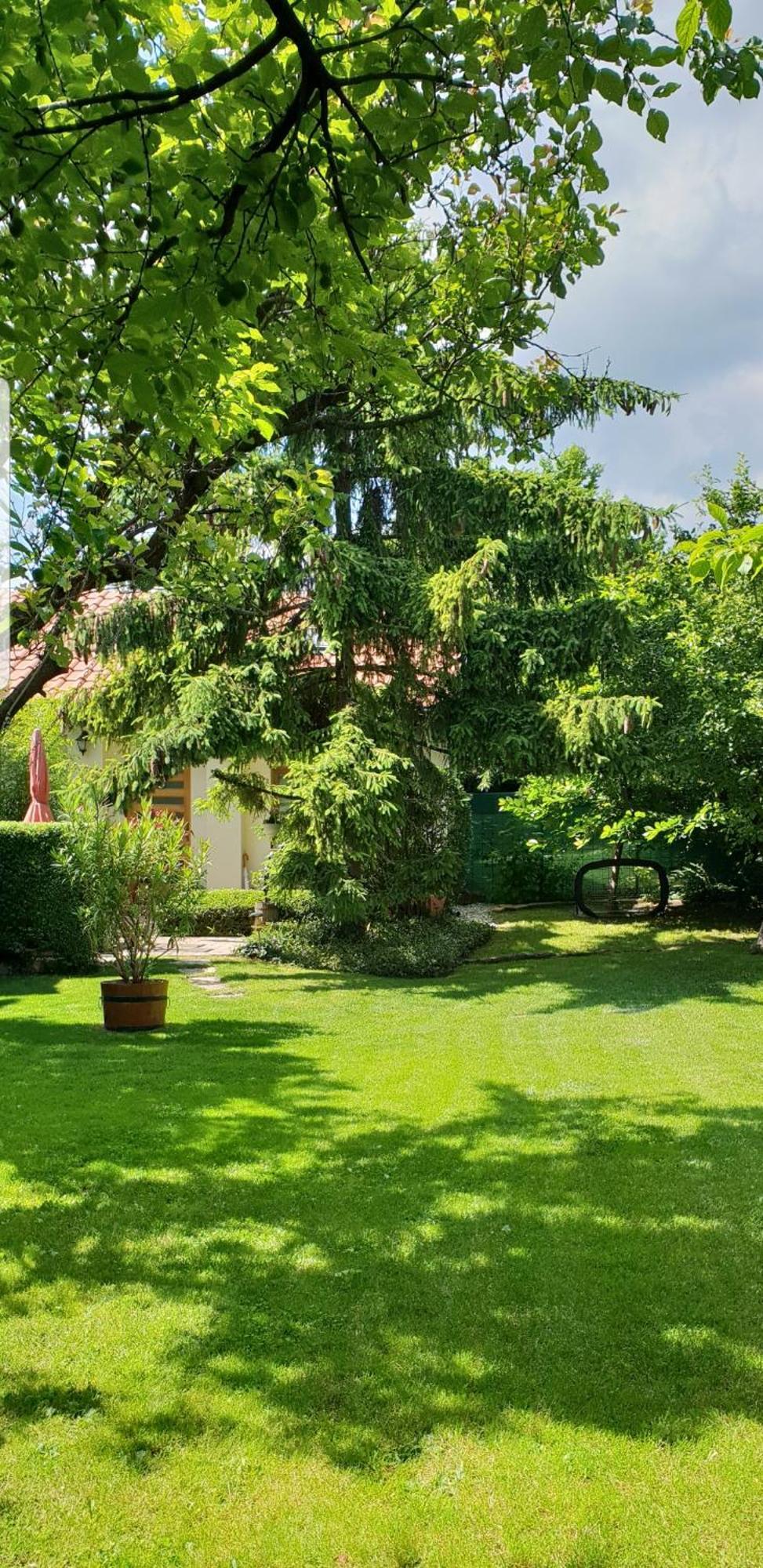 Fuered Deluxe Garden Apartment Balatonfured Luaran gambar