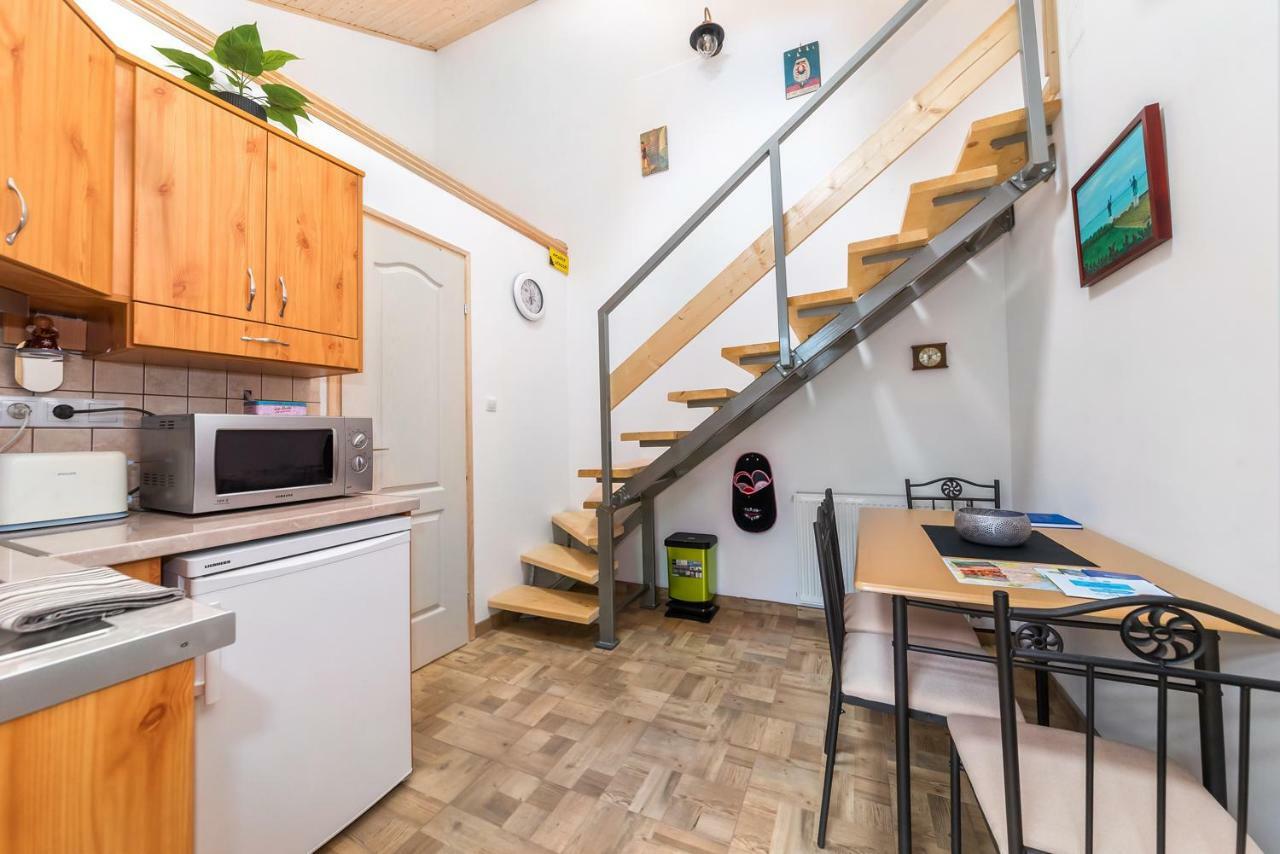 Fuered Deluxe Garden Apartment Balatonfured Luaran gambar